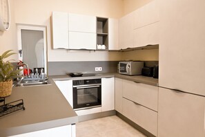 Standard Apartment, Multiple Bedrooms (Sea & Valley Views Żebbuġ Gozo) | Private kitchen