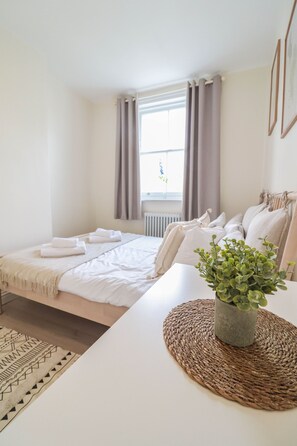 2 bedrooms - Right by Oval Station - 2 bed Flat Free Wifi (London)