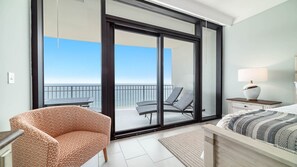 4 chambres, fer et planche à repasser, Wi-Fi, draps fournis