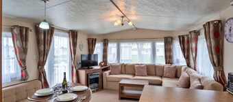 Chalet in Cornwall Near Kynance Cove