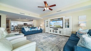 TV - Lazy River and Water Slide, Beachfront! (Orange Beach)