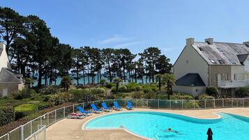 Piscine extérieure, piscine chauffée