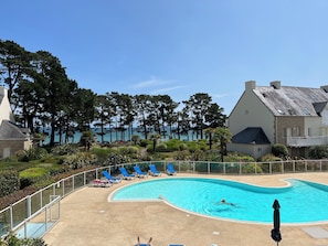 Piscine extérieure, piscine chauffée