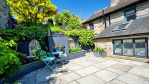 Cottage | Exterior - Cottage in Bakewell Near Peak District (Bakewell)
