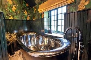 Cottage | Bathroom - Cottage in Bakewell Near Peak District (Bakewell)