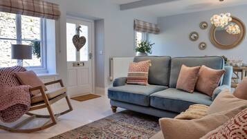 Cottage | Living area