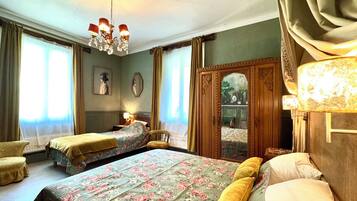 1 bedroom, free WiFi, bed sheets