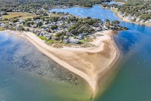 Cottage, 2 Bedrooms | Beach | Beach nearby