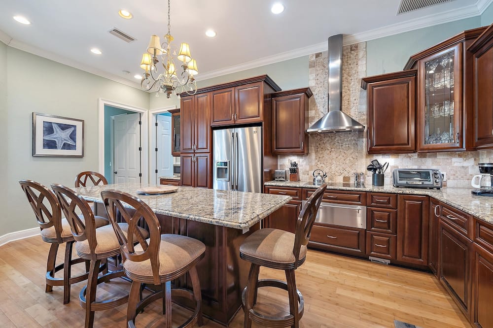 Sapphire Shores 3 Bedroom Home - Braden River, FL