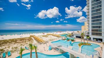 Apartment, 3 Schlafzimmer | Pool | Innenpool, Außenpool