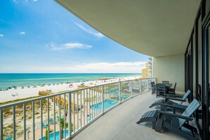 Condo, 3 habitaciones | Restaurante al aire libre
