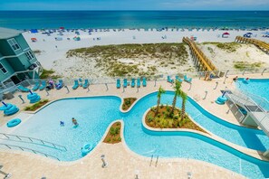 Condo, 3 habitaciones | Alberca | Alberca techada y alberca al aire libre