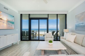 Living area - Phoenix Gulf Shores Ii 304 3 Bedroom Condo (Gulf Shores)