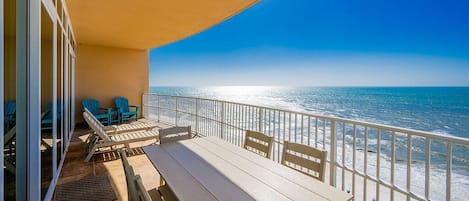 Condo, 4 Bedrooms | Outdoor dining