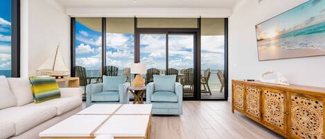 Condo, 4 Bedrooms | Living area