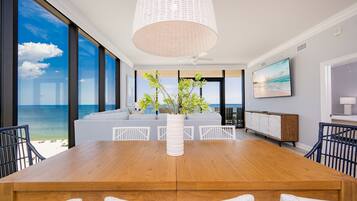 Apartamento, 4 habitaciones | Restauración