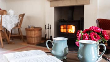 Cottage | Living room