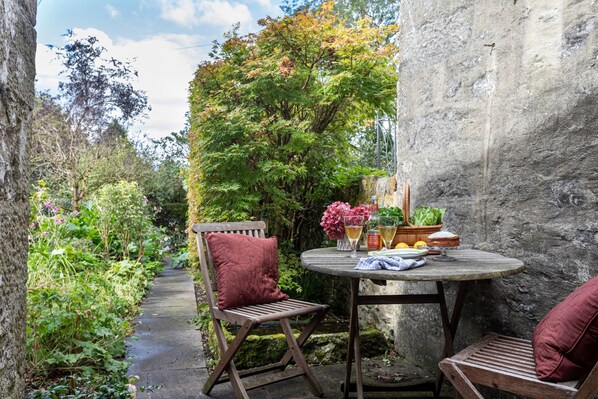 Cottage | Garden - Cottage in Settle Near Yorkshire Dales (Settle)