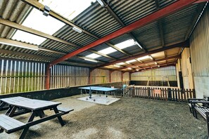 コテージ | 屋外ダイニングエリア