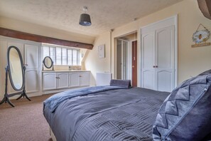 Cottage | 4 phòng ngủ, bàn ủi/dụng cụ ủi quần áo 