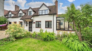Cottage | Exterior