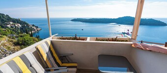 Apartment Blue Horizon