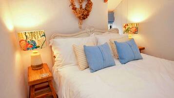 Cottage | 3 bedrooms, individually furnished, iron/ironing board