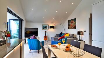 Apartment | Living room