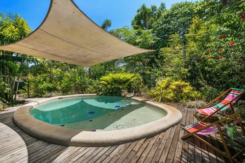 Secret Mission ~ Pet friendly