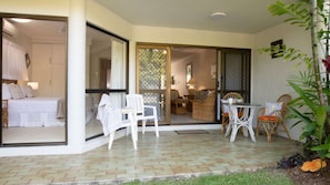 2 bedrooms, iron/ironing board, bed sheets