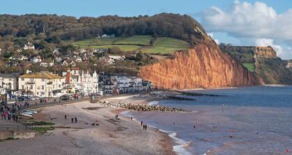 Villa in Sidmouth With Sea Views