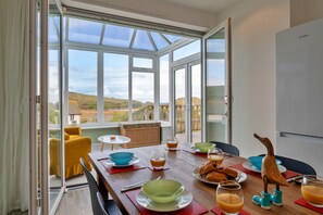 Cottage | Dining - Cottage in Holywell Bay Near Sandy Beach (Newquay)