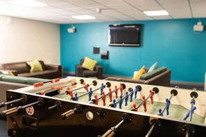 Games room - Burley Road - Campus Accommodation (Leeds)