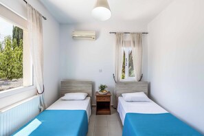 3 bedrooms, WiFi, bed sheets