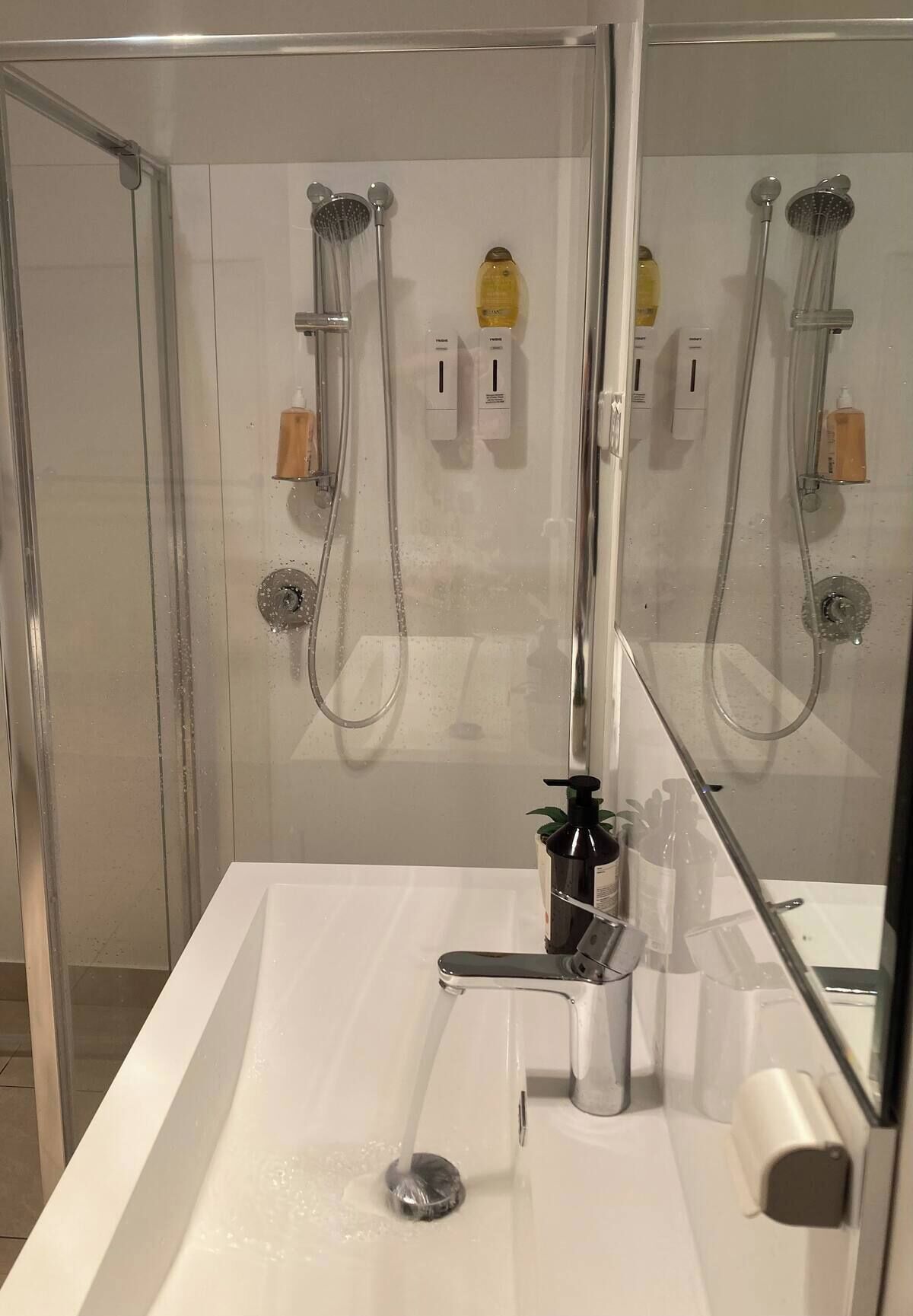 Dusche