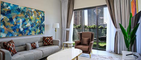 Smart TV 65-inch có truyền hình cáp