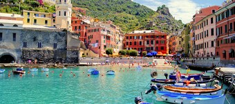 Vernazza Apartments
