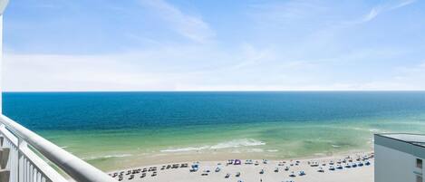 Condo, Multiple Beds (Palacio 1405) | Beach