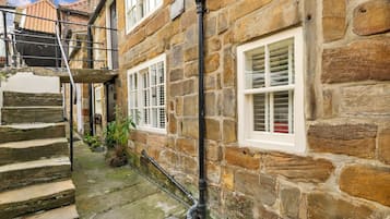 Cottage | Exterior