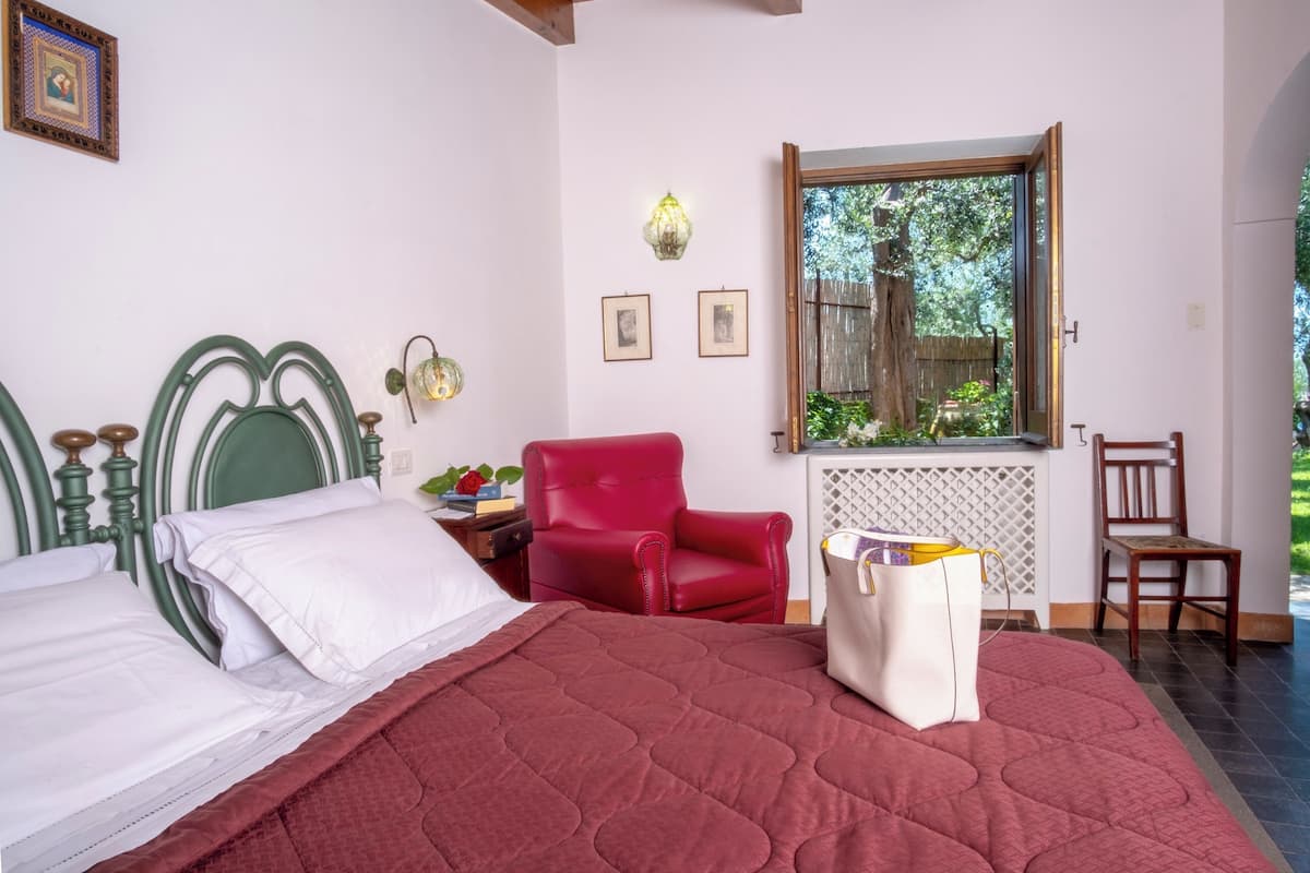 Deluxe Double Room, Sea View, Garden Area