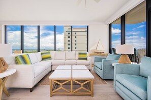 TV - Stylish New Condo | Gulf Views & Upscale Amenities – PGS2 705 (Gulf Shores)