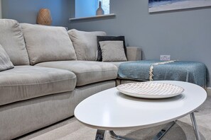 Apartment | Living area - Sun Trap Terrace (Helston)