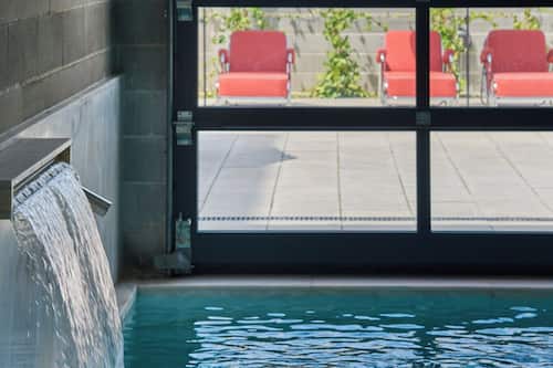 Pool waterfall