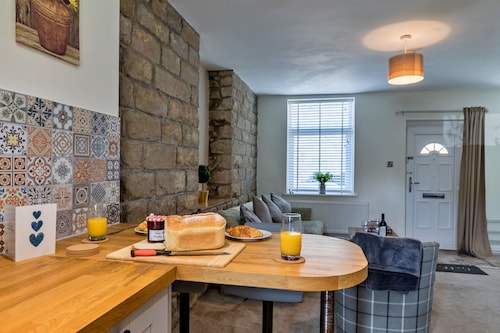 Cottage in New Mills Near Peak District