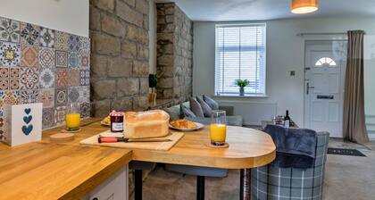 Cottage in New Mills Near Peak District