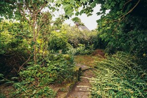 Cottage | View from property - Cottage in UK With Garden & Tennis Court (Derby)