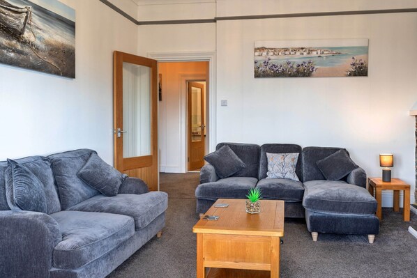 Apartment | Living area