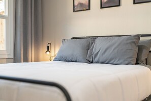 3 quartos, ferros/tábuas de passar roupa, Wi-Fi, roupa de cama