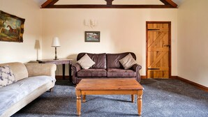 Unclassified image, 4 of 30, button - Cottage in Onibury Near Ludlow Castle (Craven Arms)