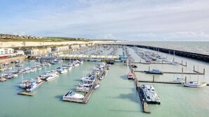 Apartment | View from property - Apartment in Brighton Near the Beach (Brighton)